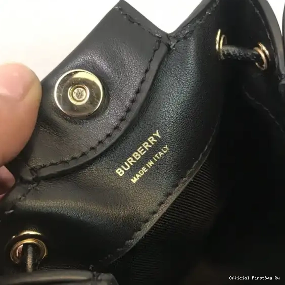 Official FirstBag Ru BMonogram BURBERRY Motif Leather Bucket Bag 0213