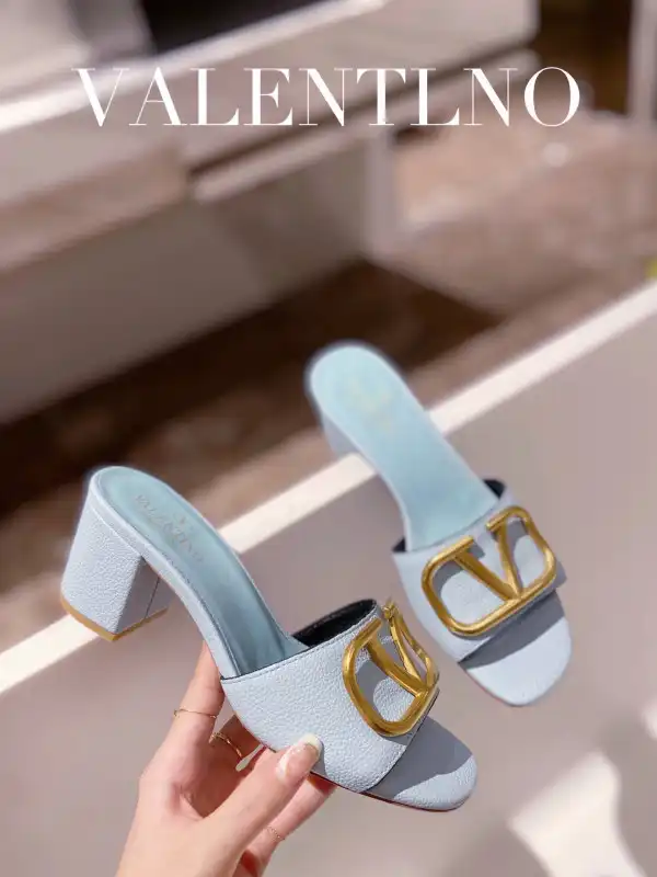 Official FirstBag Ru VALENTINO VLOGO SIGNATURE SLIDE SANDAL 0206