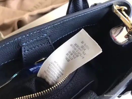 Official FirstBag Ru in Leather House and The Small Check Banner Burberry 0226