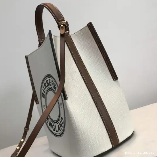 Official First Bag Ru Bucket Small Bag BURBERRY Graphic Logo Canvas Cotton Peggy 0221